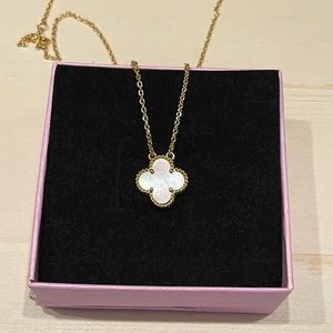 Van Cleef And Arpels Alhambra Necklace